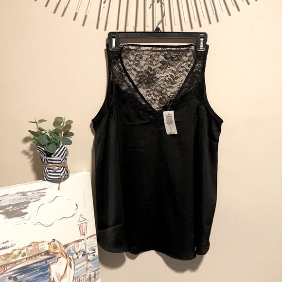 torrid Tops - NWT sexy TORRID SIZE 00